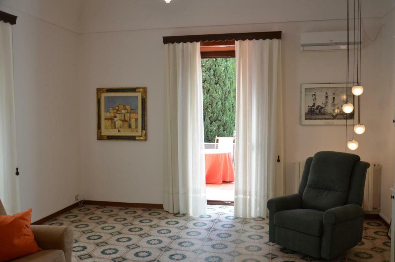 Villa Alchea Locazione Turistica موديكا المظهر الخارجي الصورة