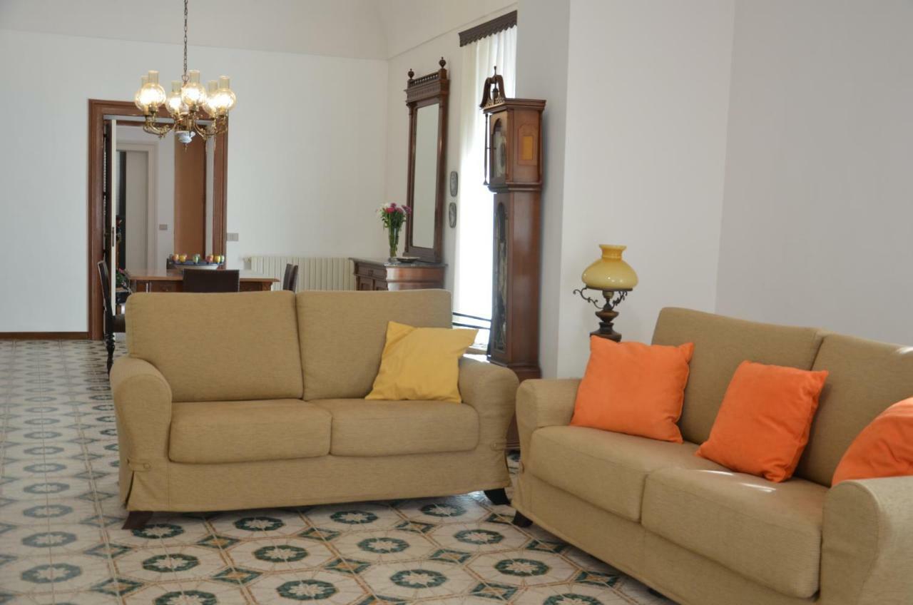 Villa Alchea Locazione Turistica موديكا المظهر الخارجي الصورة